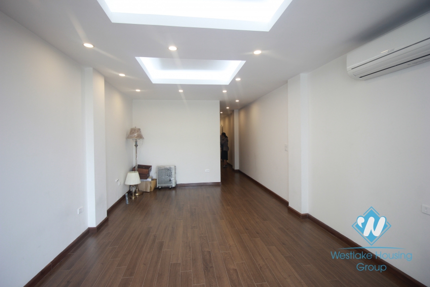 Brand new office for lease in Hai Ba Trung district